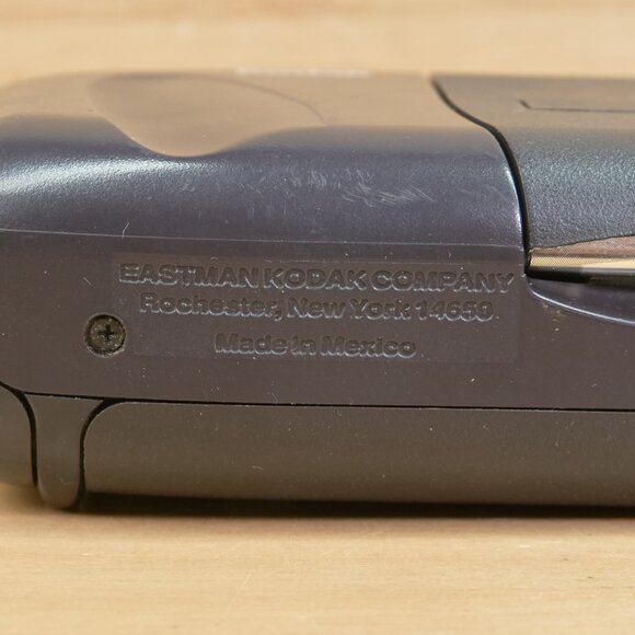 Vintage Kodak Cameo Motor / Vintage Point and Shoot Film Camera - Picture 6 of 7